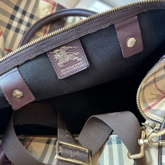 BURBERRY Leather Check Pattern Boston Bag - Picture 5 of 9